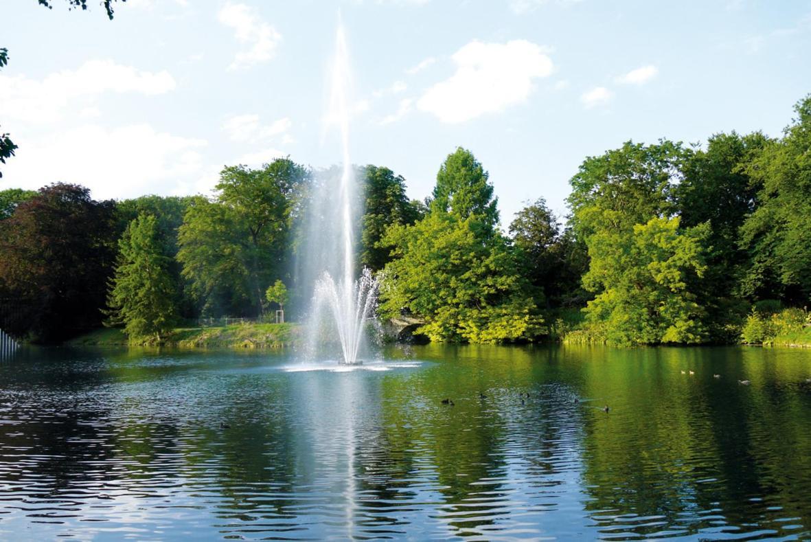 Lago Hotel & Restaurant Am See Улм Екстериор снимка