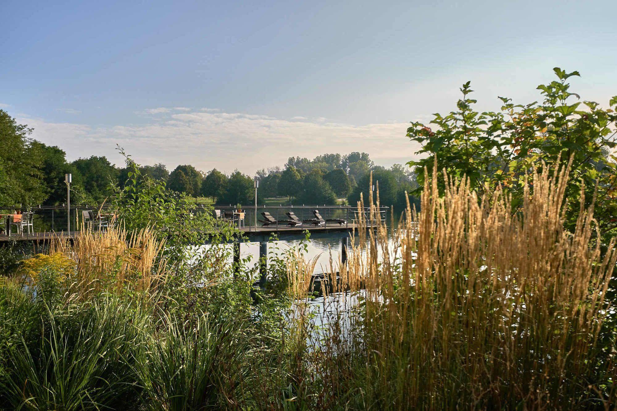 Lago Hotel & Restaurant Am See Улм Екстериор снимка